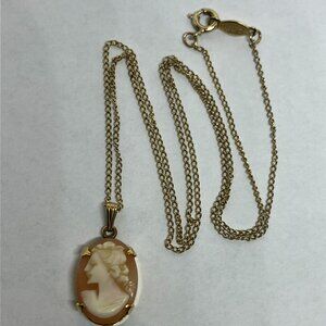 Vintage Signed Theda 1/20 12K Cameo Pendant Gold Filled Necklace Sz 18"